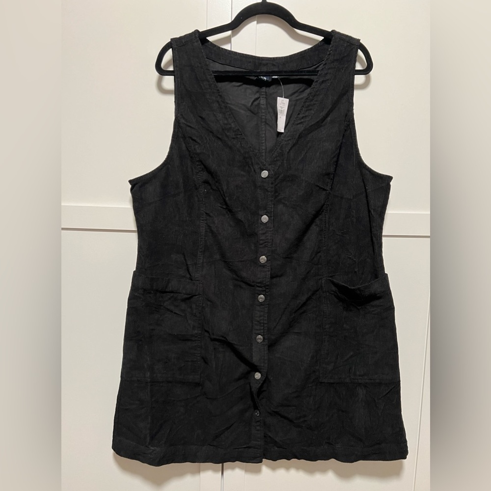 New with Tags GAP Black Corduroy Button Front Dress